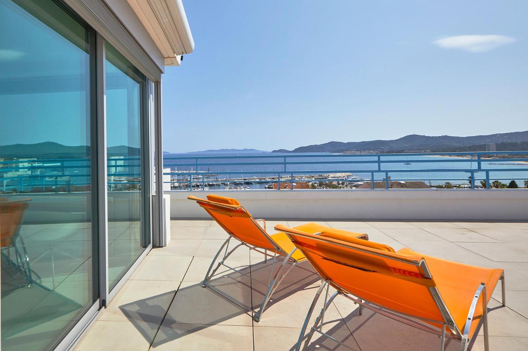 Hotel California Le Lavandou